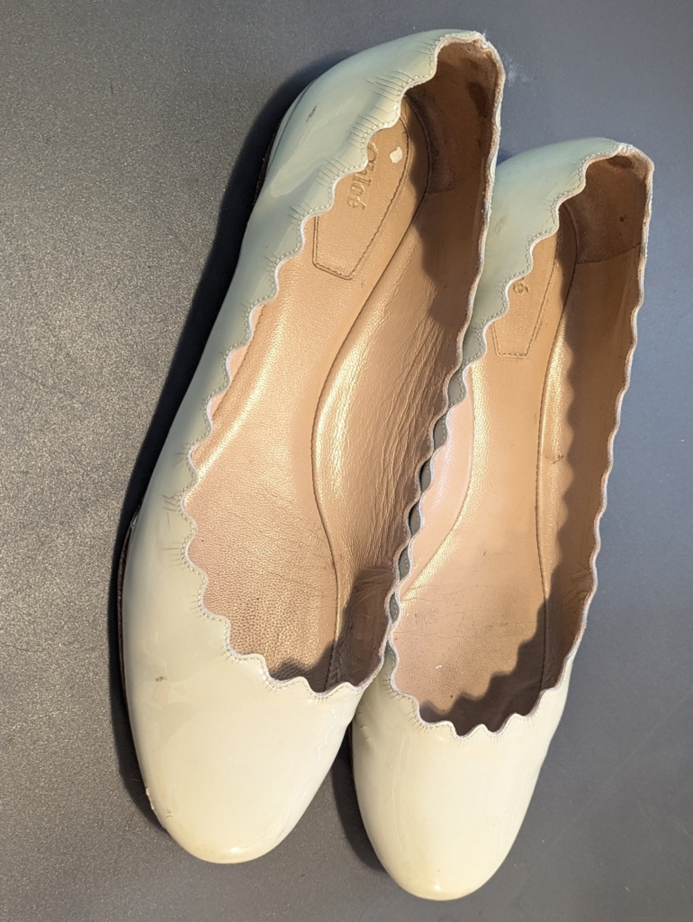 Chloe Lauren Scalloped Ballet Flat Women 37.5 7.5 Tan Patent Leather